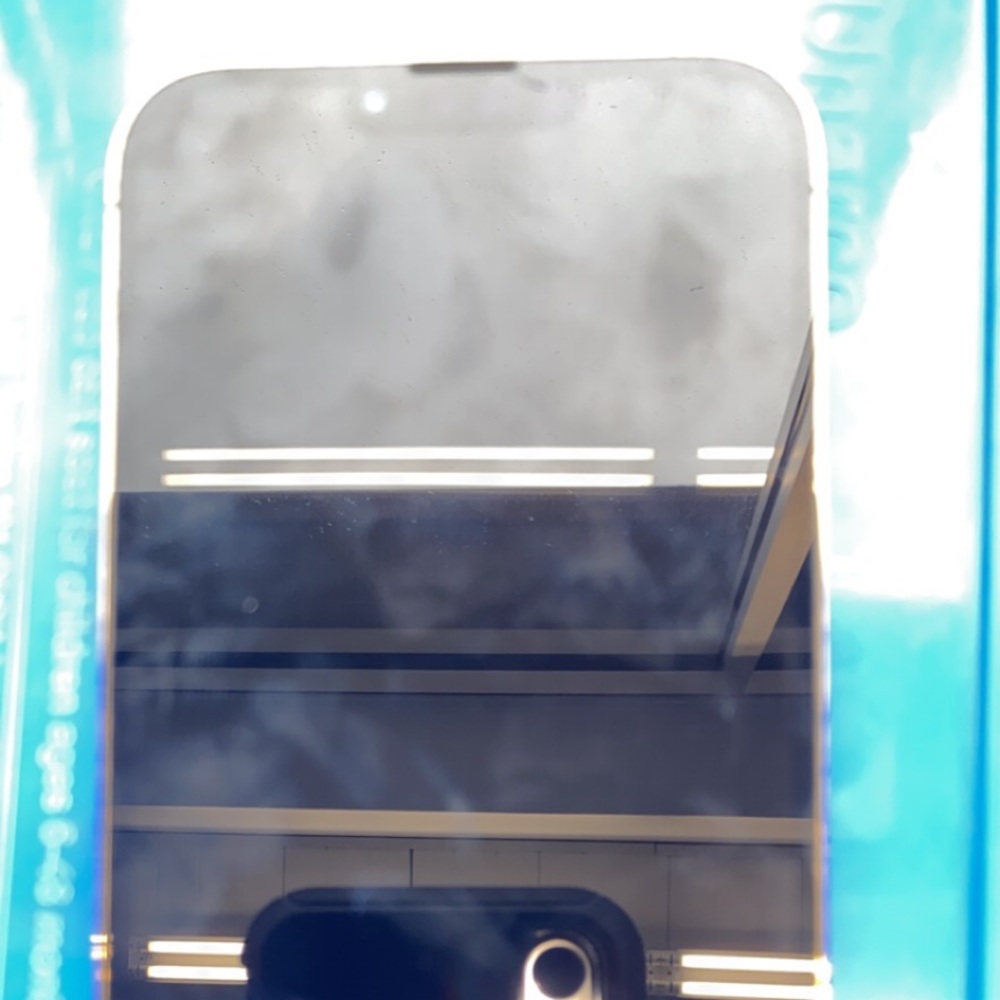 Meet your Posher, Gold iPhone 13 pro max 1TB